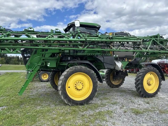 2024 John Deere 412R Arroseur - Automoteur