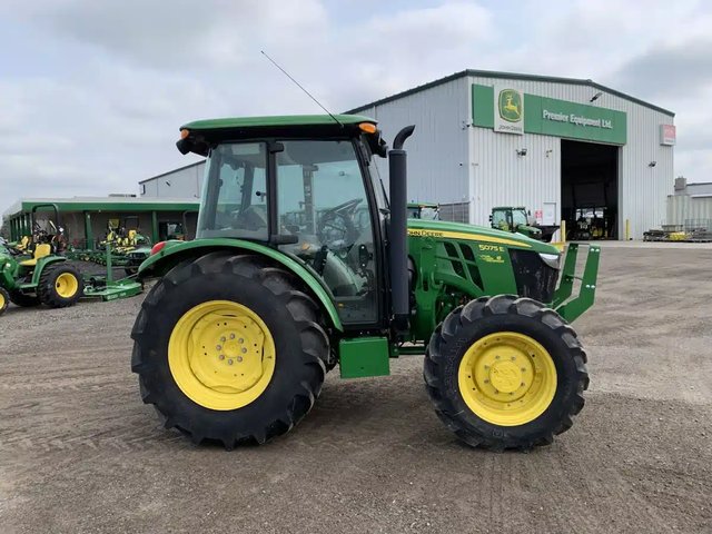 2025 John Deere 5075E Tracteur