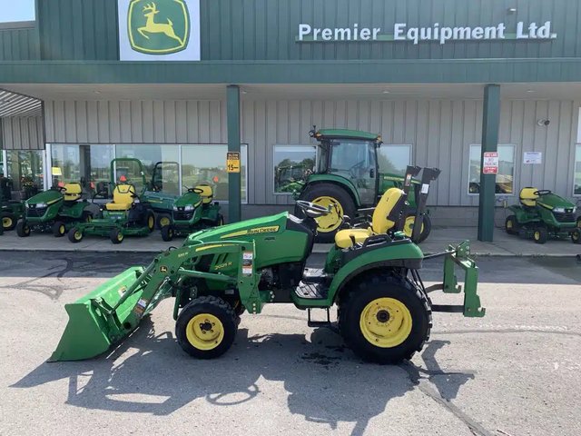 2022 John Deere 2025R Tracteur