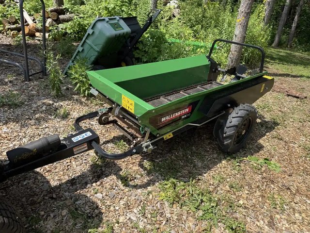 2021 Wallenstein MX25G Épandeur à fumier