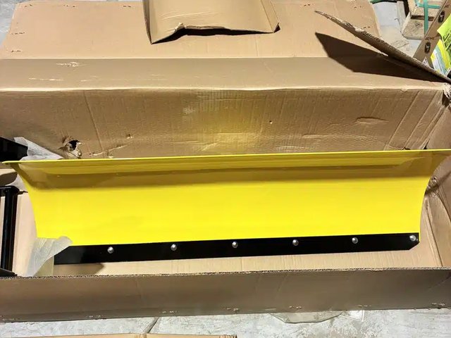2022 John Deere 44FB Gratte à neige
