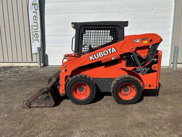 2023 Kubota SSV65 chargeuse à direction à glissement