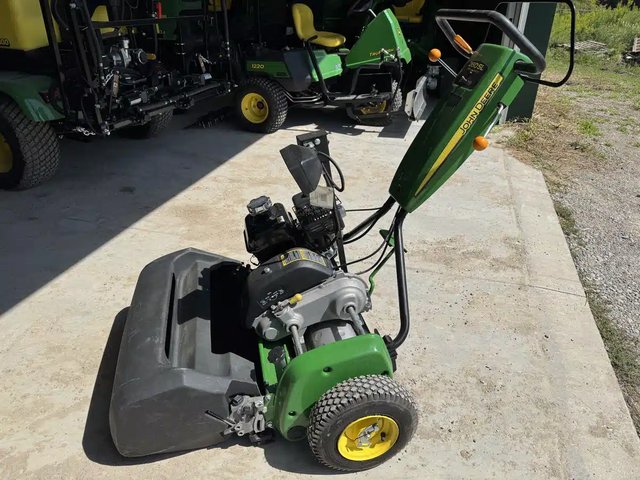 2018 John Deere 260SL tondeuse de terrain de golf
