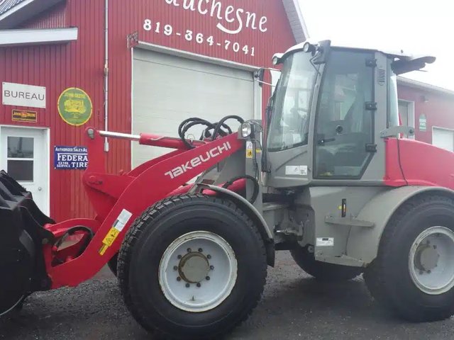 2024 Takeuchi TW95 Chargeur Articulé