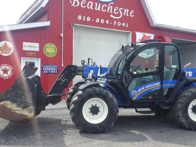 2020 New Holland LM7.42 Chargeur télescopique