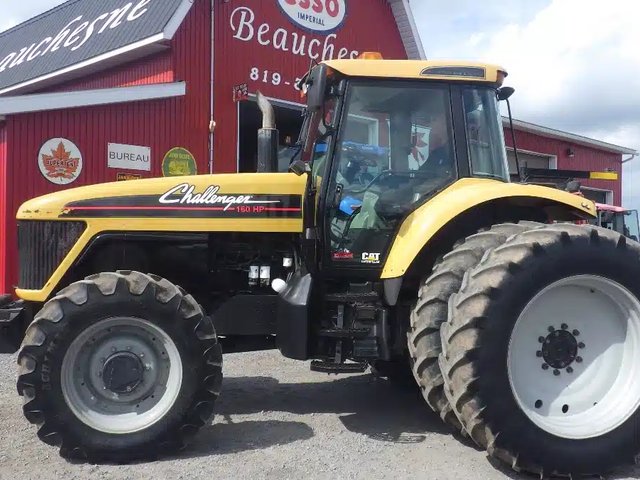 2003 Challenger MT635 Tracteur