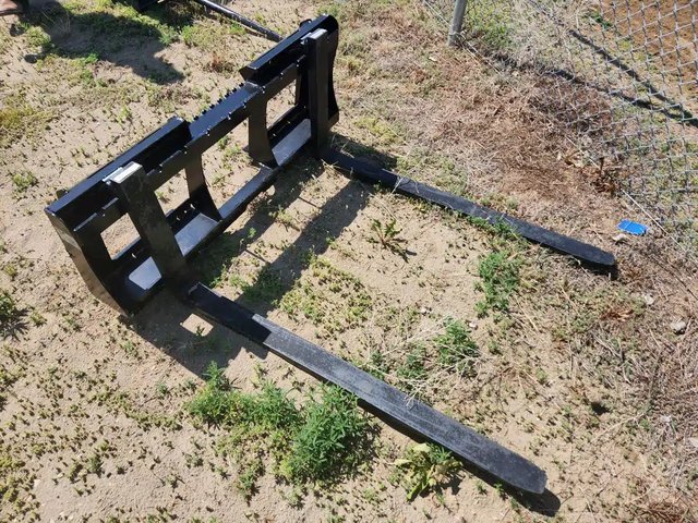 2022 HLA Attachments HD12BO500 Fourche à palette