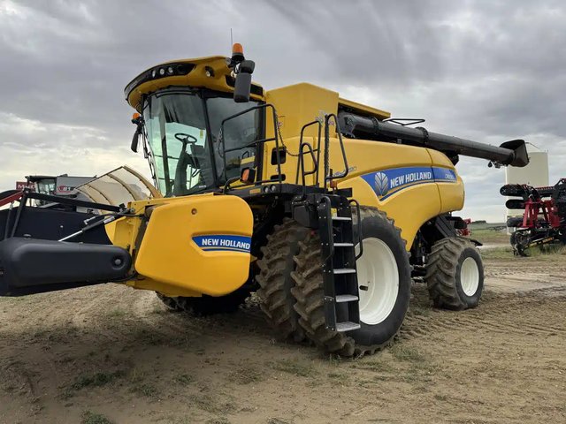 2018 New Holland CR8.90 Batteuse