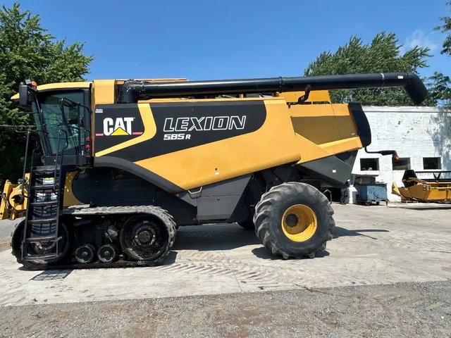 2006 CLAAS LEXION 585R Batteuse