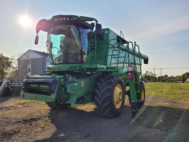 2013 John Deere S680 Batteuse