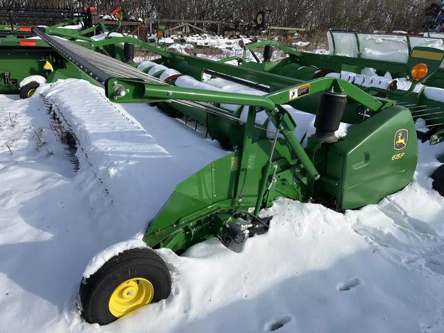 2019 John Deere 615P Nez - Ramasseur