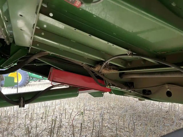 2018 John Deere S790 Batteuse