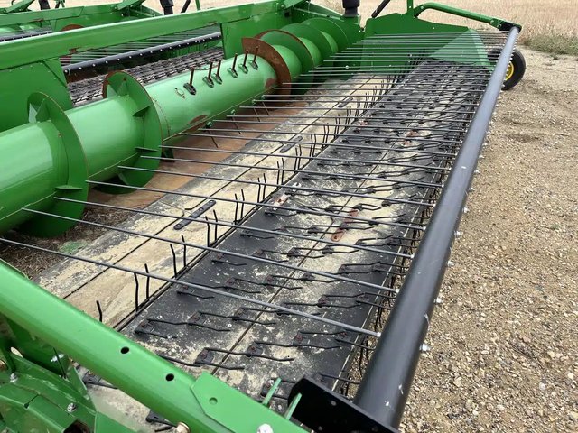 2013 John Deere 615P Nez - Ramasseur
