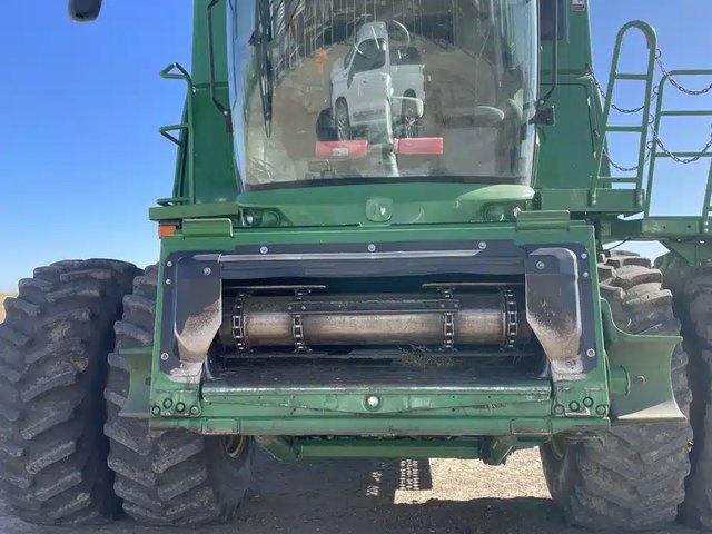 2018 John Deere S780 Batteuse