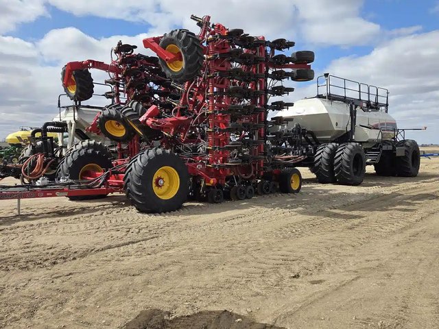 2024 Bourgault 3720-70 Semoir à air