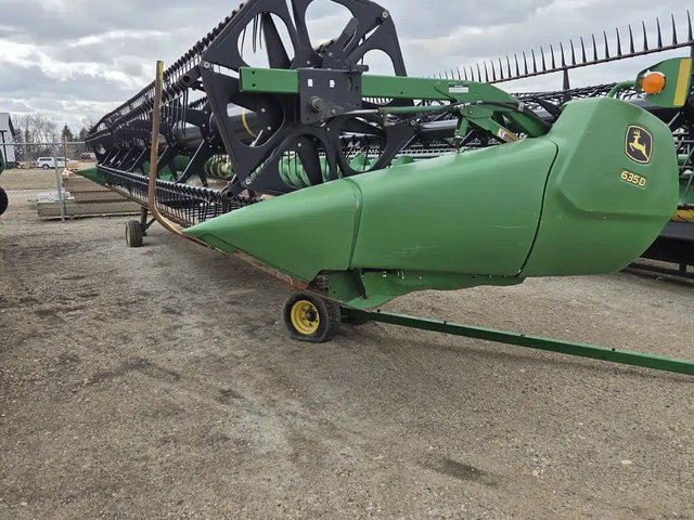 2010 John Deere 635D Nez - Toile/Tapis