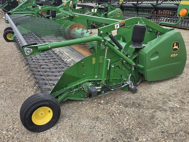 2017 John Deere 615P Nez - Ramasseur