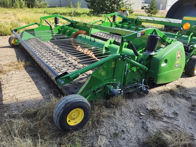 2019 John Deere 615P Nez - Ramasseur