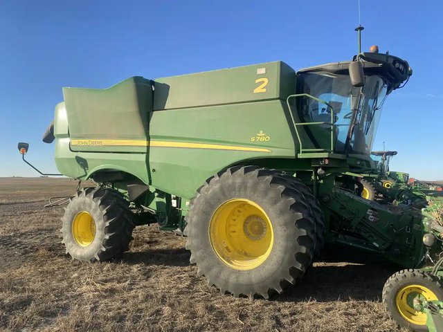 2020 John Deere S780 Batteuse