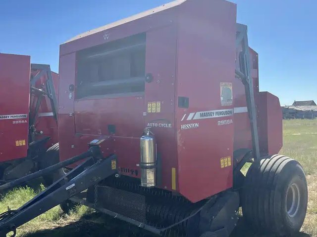 2016 Massey Ferguson 2956A Presse à Balle Ronde