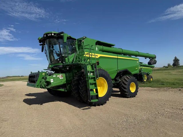 2025 John Deere S7 900 Batteuse