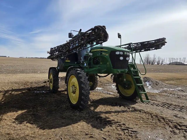2011 John Deere 4830 Arroseur - Automoteur