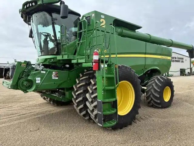 2019 John Deere S780 Batteuse