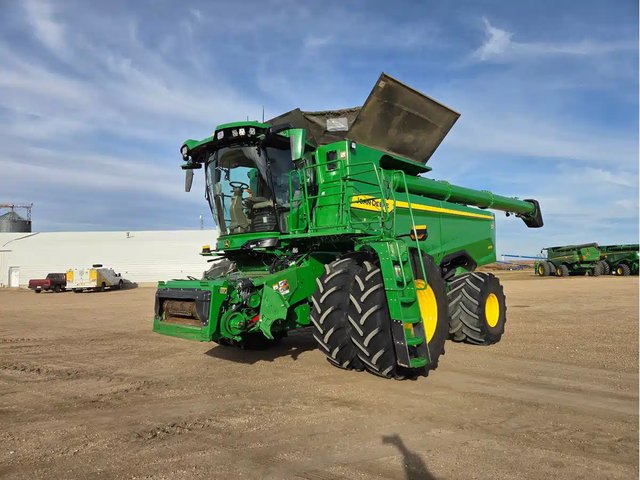 2025 John Deere S7 800 Batteuse