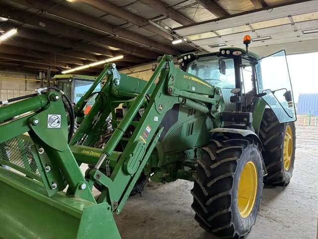 2021 John Deere 6155M Tracteur