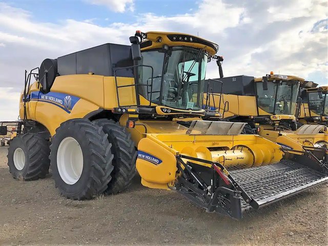 2018 New Holland CX8.90 Batteuse
