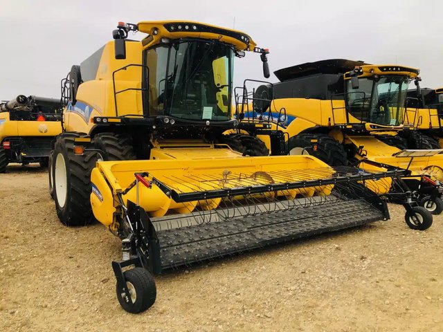 2021 New Holland CR9.90Z Batteuse