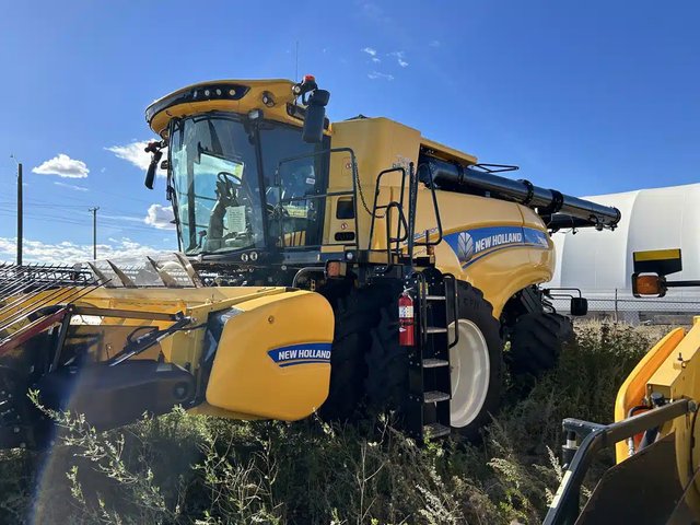 2021 New Holland CR9.90Z Batteuse