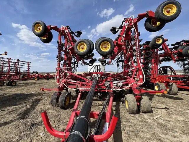 2017 Bourgault 3320-SIZE-UNSPECIFIED Semoir à air