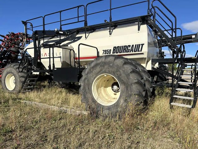 2015 Bourgault 7950 Remorque pneumatique