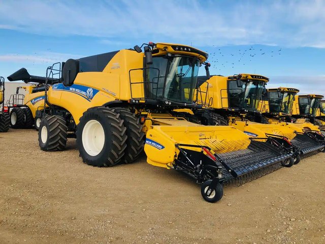 2021 New Holland CR9.90Z Batteuse