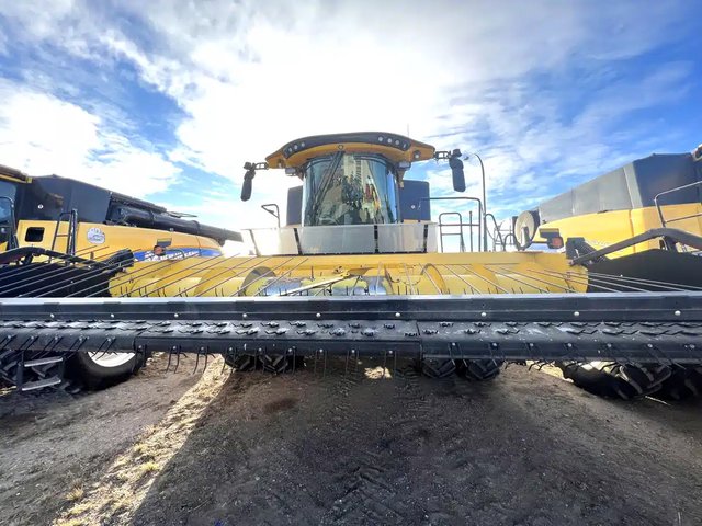 2019 New Holland CX8.90 Batteuse