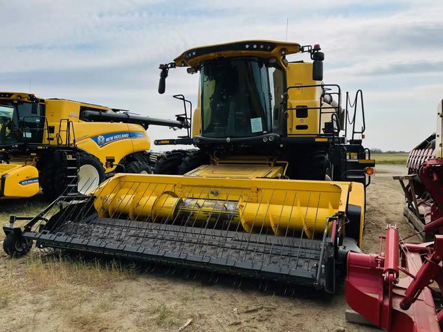 2021 New Holland CR9.90Z Batteuse