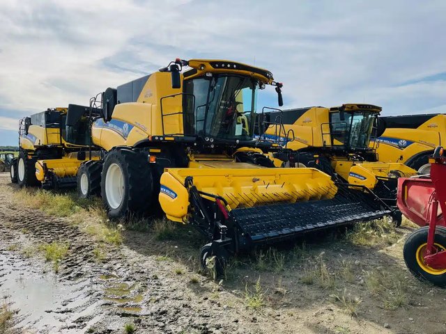2022 New Holland CR9.90Z Batteuse