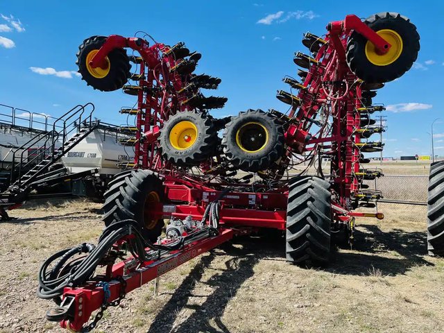 2023 Bourgault 3330 Semoir à air