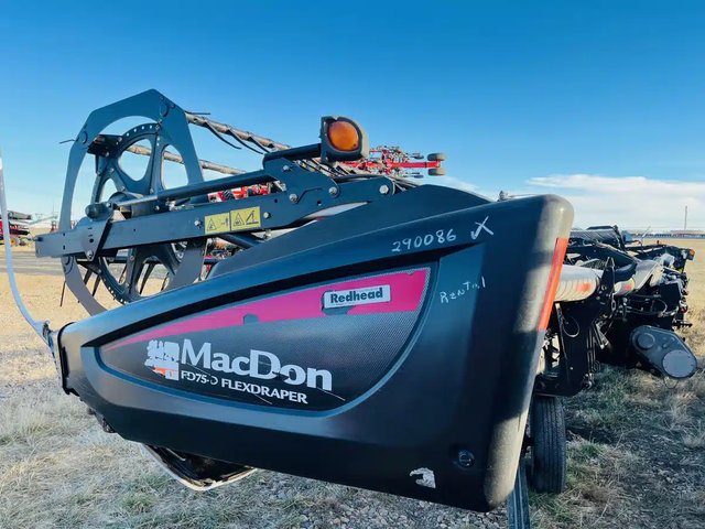 2016 MacDon FD75