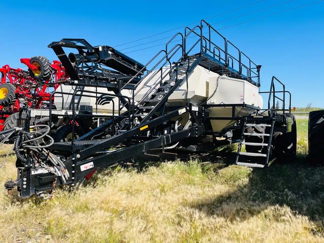 2022 Bourgault L9650 Remorque pneumatique