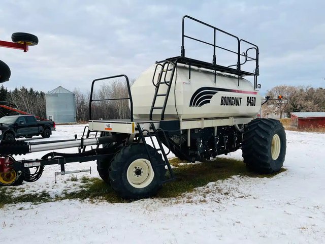 2010 Bourgault L6450 Remorque pneumatique