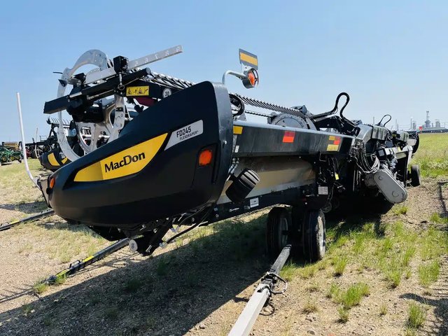2022 MacDon FD245
