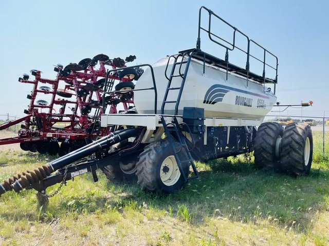 2012 Bourgault 6550 Semoir à air