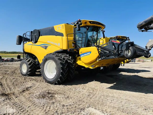 2024 New Holland CR9.90Z Batteuse