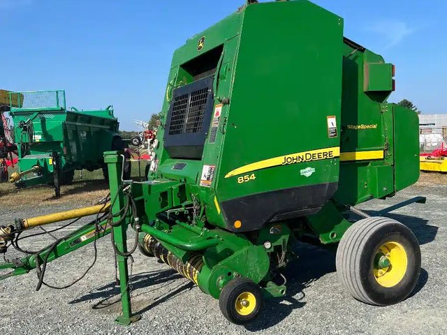 2015 John Deere 854N Presse à Balle Ronde