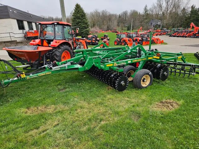 2023 Great Plains 1200TM Labour vertical