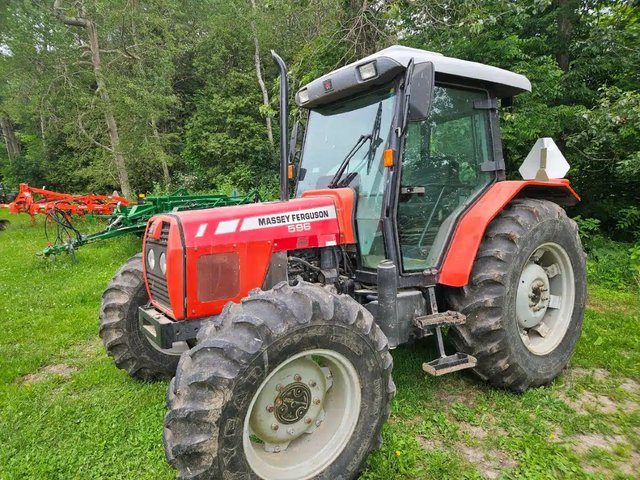 2006 Massey Ferguson 596 Tracteur