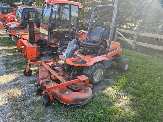 2001 Kubota F2560 Tondeuse frontale