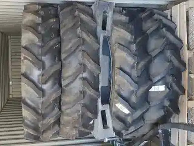 2018 Titan AG49M Pneus et roues